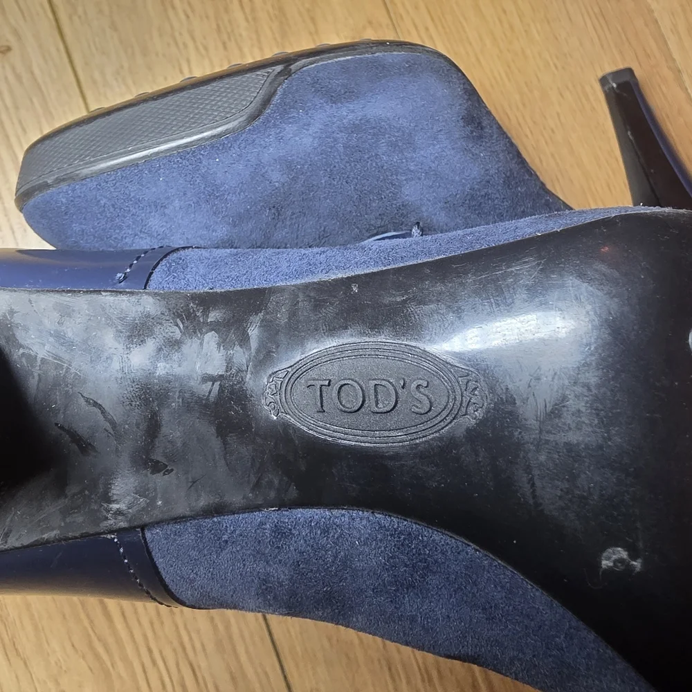 Tod's Booties- 6.5* Read Description